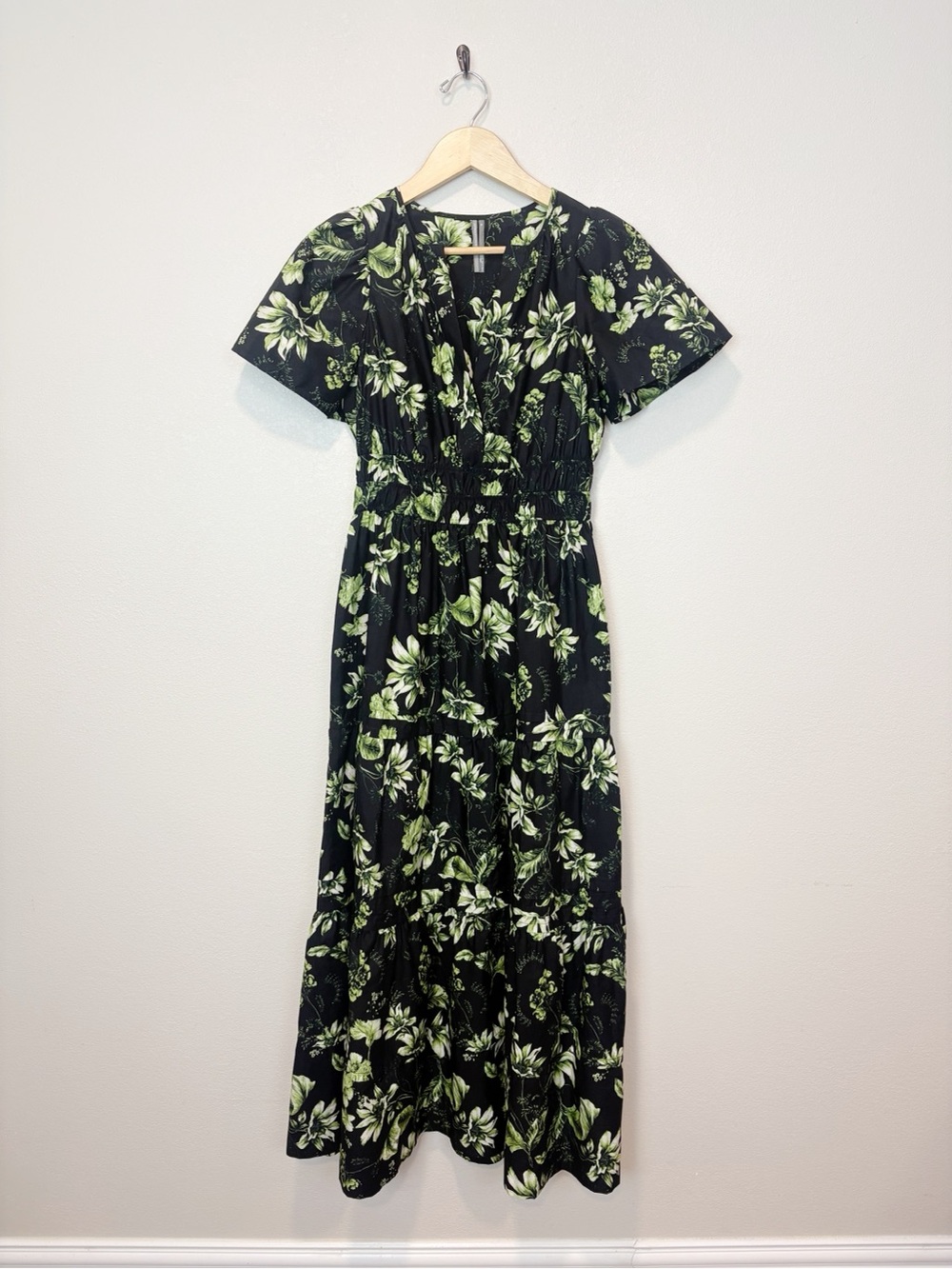 Anthropologie The Somerset Maxi Dress Black Green Floral Smocked Tiered Size XS